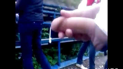 Yökerhoilu amatööri sluts niellä strippari mulkku eroottisesti